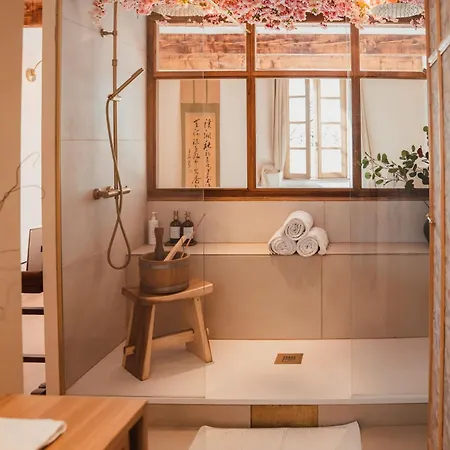 Kyoto, Experience Japonaise & Shower Xxl Au Coeur D'uzes * ユゼ